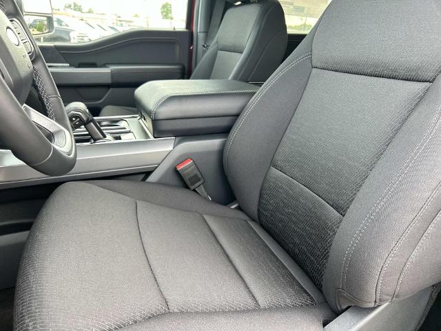 New 2026 Ruby Red Metallic Tinted Clearcoat Ford XLT image 21