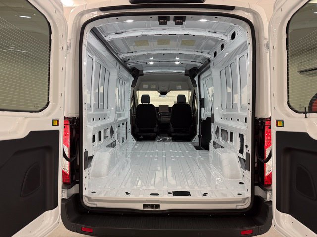 New 2026 Oxford White Ford Cargo Van image 25