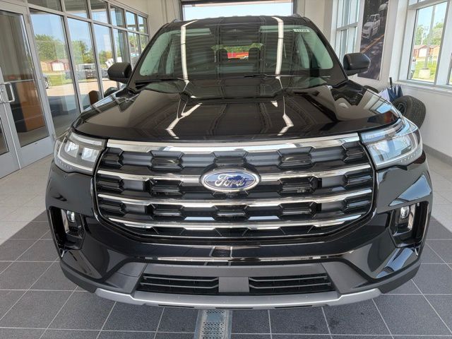 New 2026 Agate Black Metallic Ford Active image 2