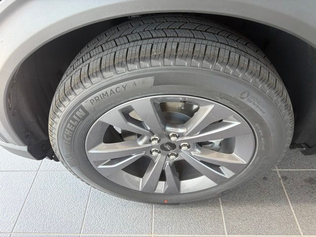 New 2026 Agate Black Metallic Ford Active image 4