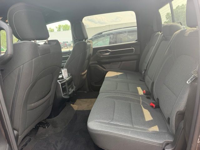 Used 2025 Antimatter Blue Metallic Ford  image 7