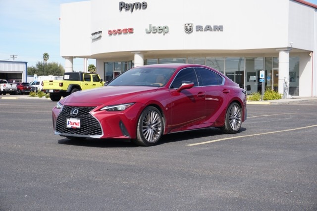 2022 Lexus IS