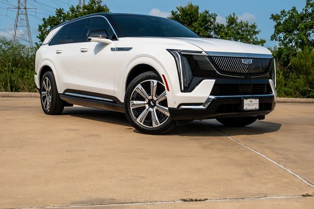 2025 Cadillac Escalade IQ Luxury 1
