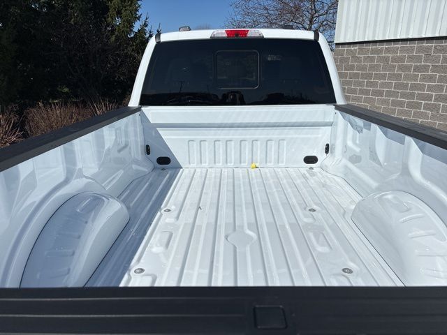 New 2026 Oxford White Ford XL image 46