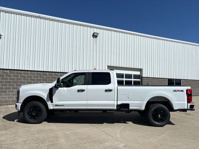 New 2026 Oxford White Ford XL image 43