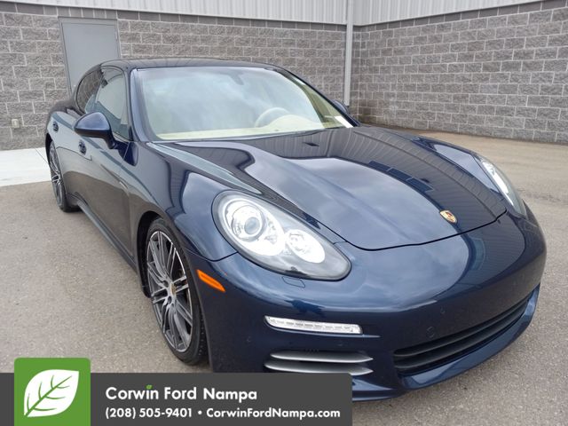 2015 Porsche Panamera