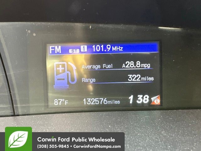 Used 2014 White Honda  image 13