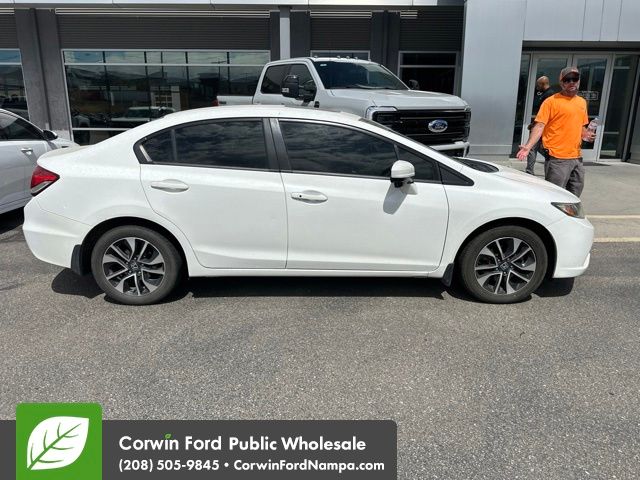 Used 2014 White Honda  image 7