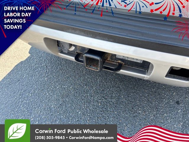 Used 2008 Silver Birch Metallic GMC  image 11