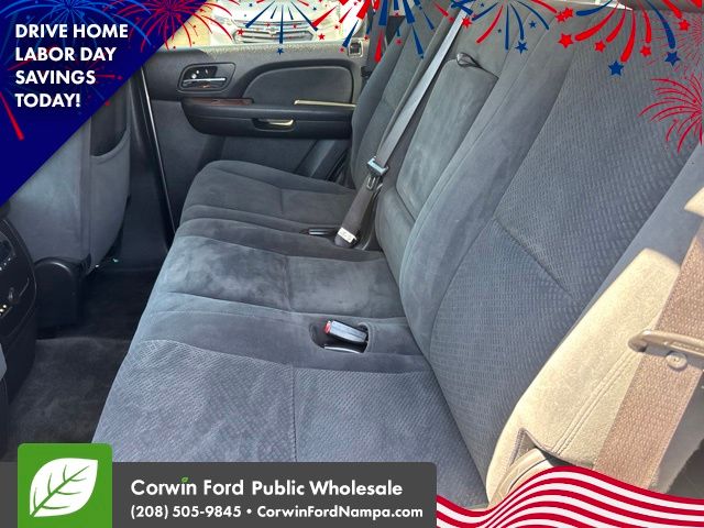 Used 2008 Silver Birch Metallic GMC  image 25