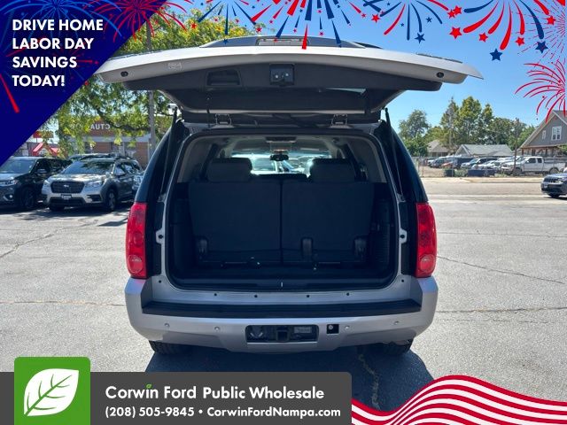 Used 2008 Silver Birch Metallic GMC  image 28