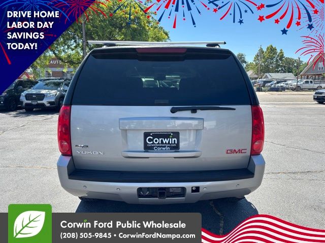 Used 2008 Silver Birch Metallic GMC  image 6