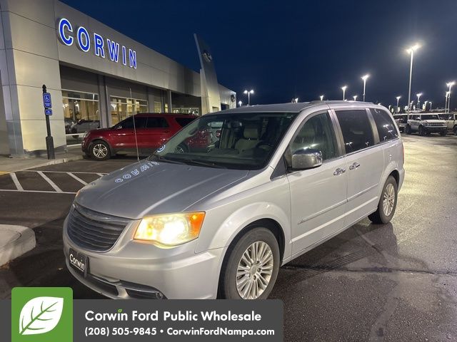 2012 Chrysler Town & Country