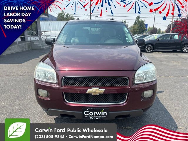 Used 2006 Bordeaux Red Metallic Chevrolet  image 2