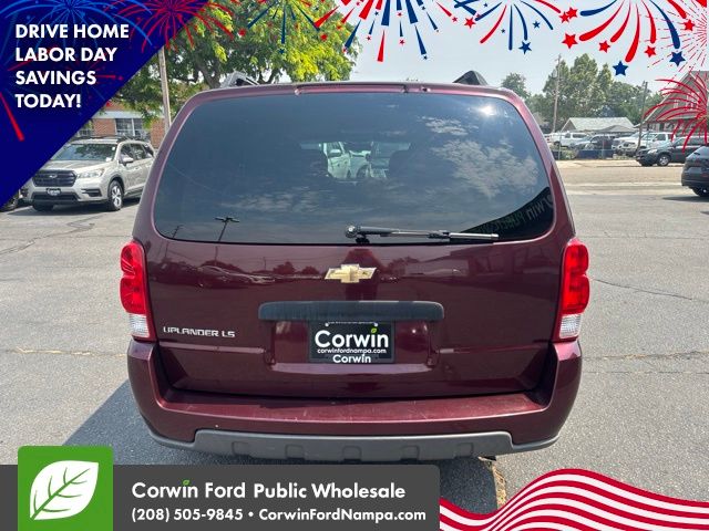 Used 2006 Bordeaux Red Metallic Chevrolet  image 6