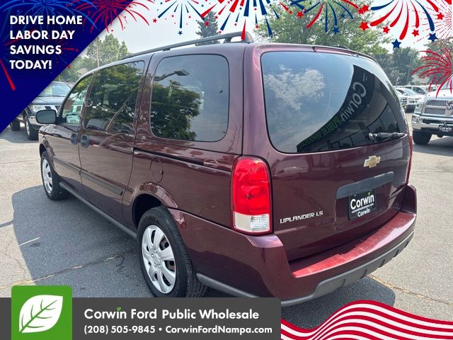 Used 2006 Bordeaux Red Metallic Chevrolet  image 7