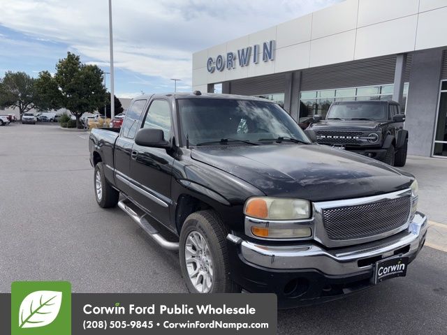2005 GMC Sierra 1500 SLT