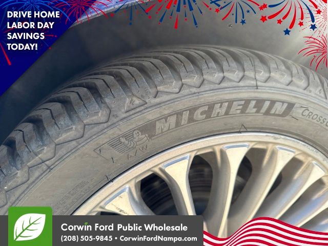 Used 2013 Deep Impact Blue Ford  image 14