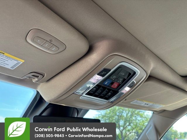 Used 2019 Blue Streak Pearlcoat RAM  image 21
