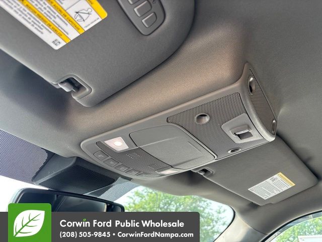Used 2019 Oxford White Ford  image 19