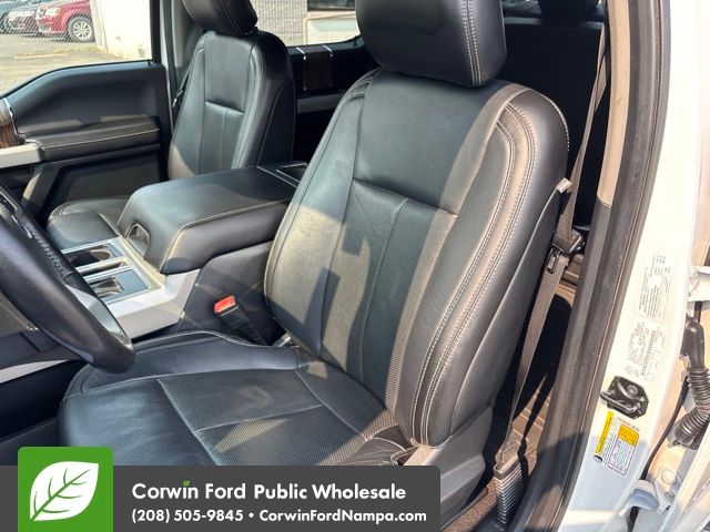 Used 2019 Oxford White Ford  image 23