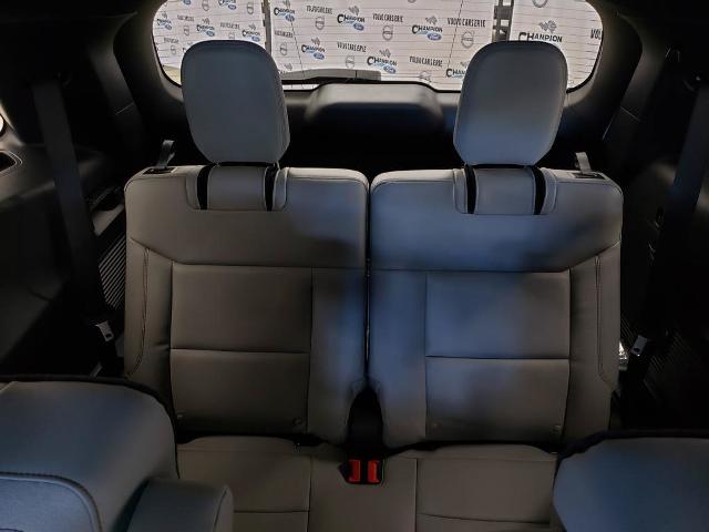 New 2027 Star White Metallic Tri-Coat Ford Active image 14