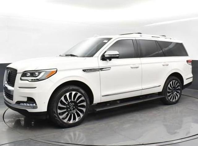 2022 Lincoln Navigator Black Label