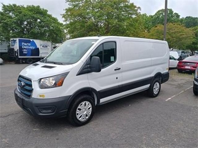 2022 Ford E-Transit 350
