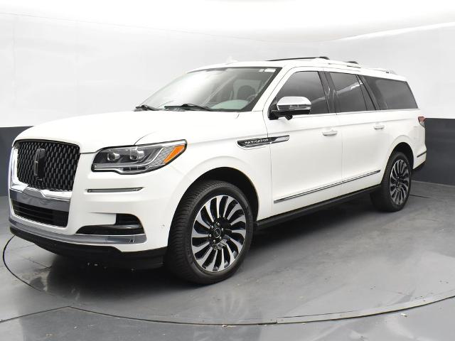 2022 Lincoln Navigator L