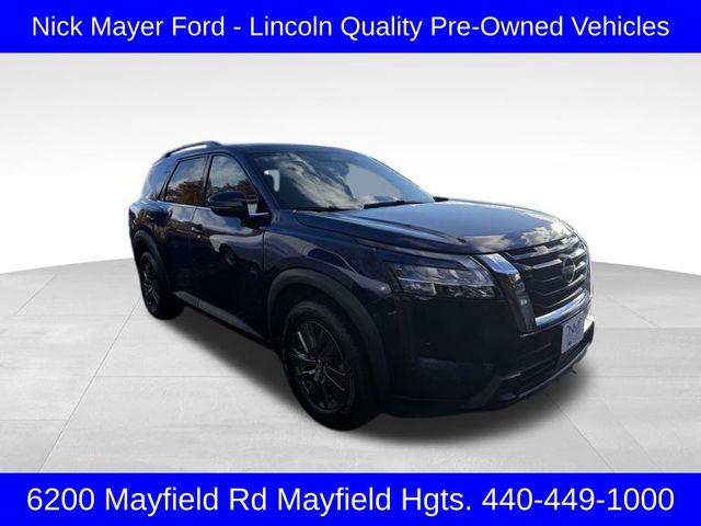 2022 Nissan Pathfinder