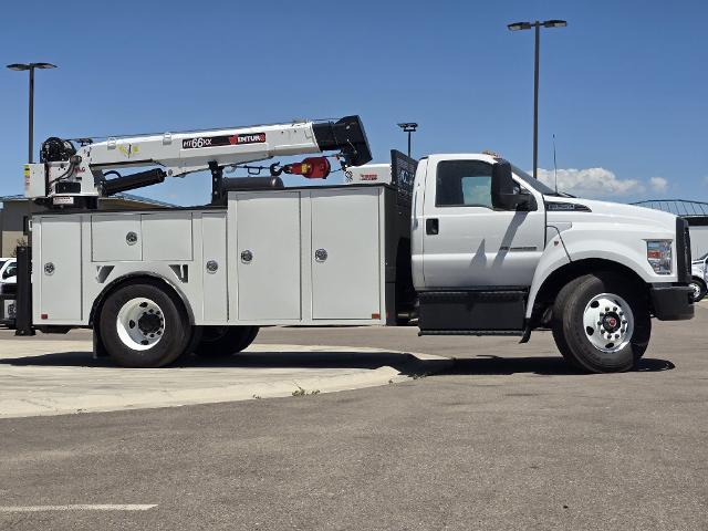 New 2025 Oxford White Ford F-750 SD Diesel Straight Frame image 24