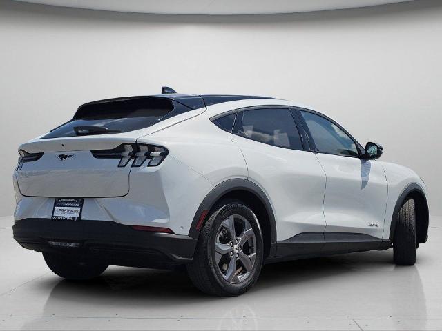 Used 2023 White Metallic Ford  image 21