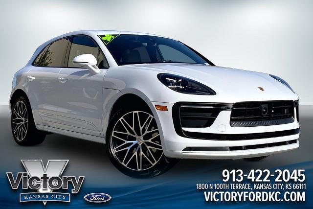 2024 Porsche Macan T