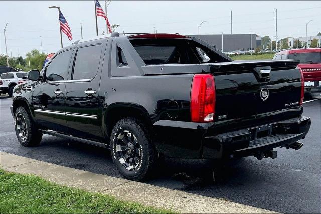 Used 2011 Cadillac Escalade EXT Premium with VIN 3GYT4NEF4BG261345 for sale in Kansas City