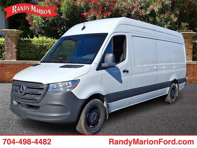 2025 Mercedes-Benz Sprinter Cargo Van