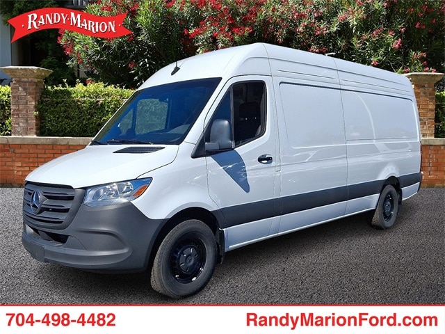 2025 Mercedes-Benz Sprinter Cargo Van