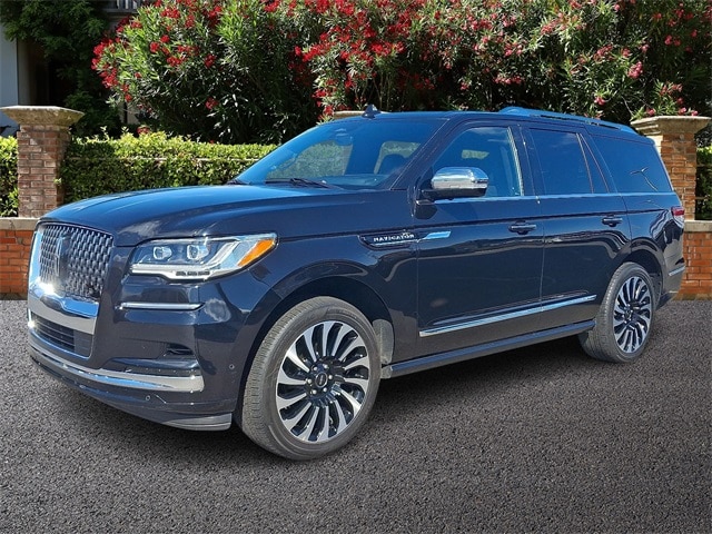 2022 Lincoln Navigator