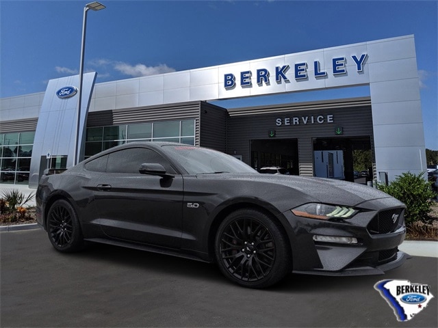 2022 Ford Mustang
