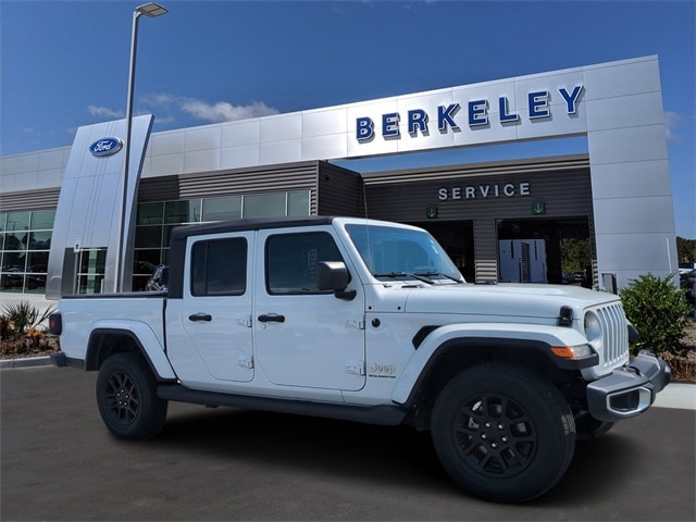 2023 Jeep Gladiator