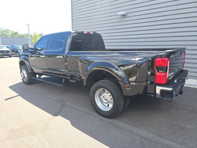 2024 Ford Super Duty F-450 Drw