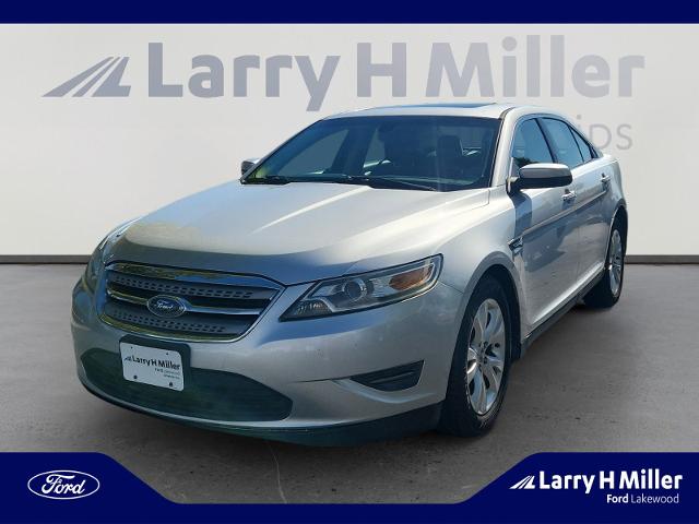 2010 Ford Taurus