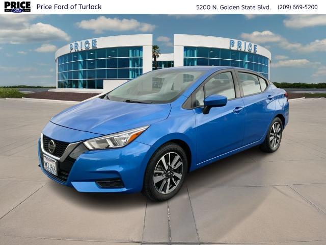 2022 Nissan Versa SV