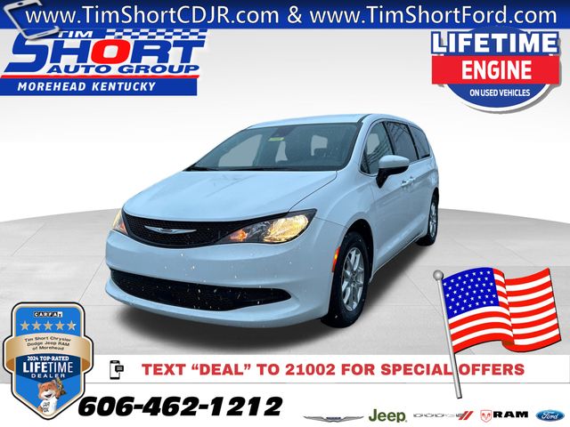 2023 Chrysler Voyager LX