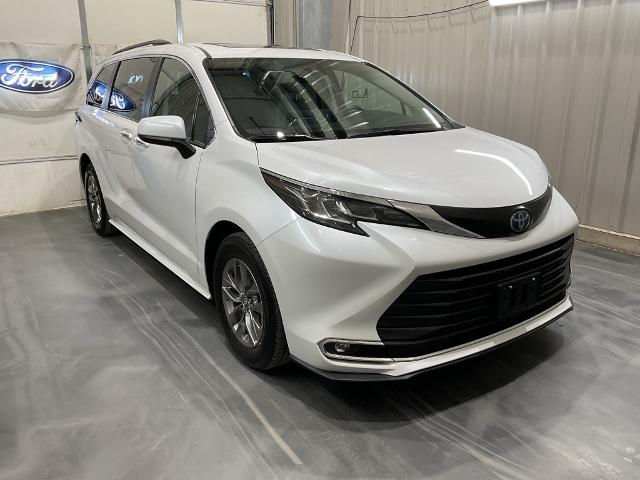 2023 Toyota Sienna