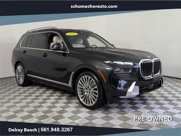 2023 BMW X7