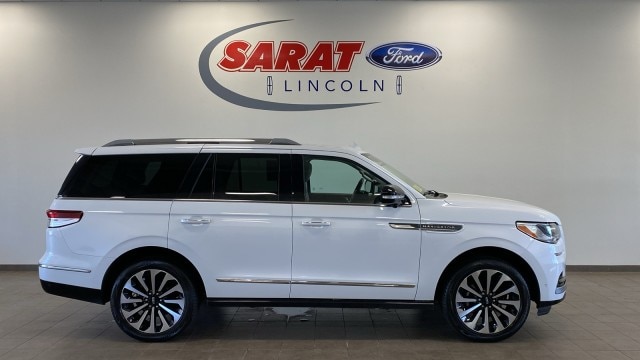 2022 Lincoln Navigator