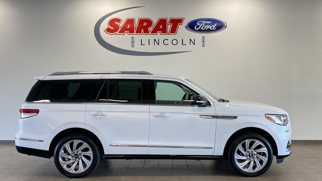 2024 Lincoln Navigator
