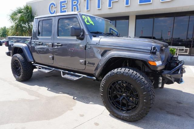 2024 Jeep Gladiator