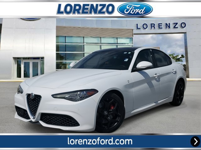 2022 Alfa Romeo Giulia