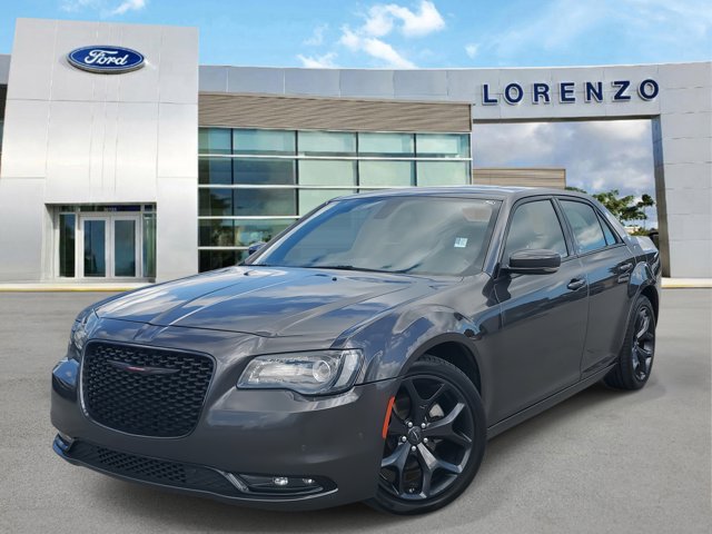 2023 Chrysler 300